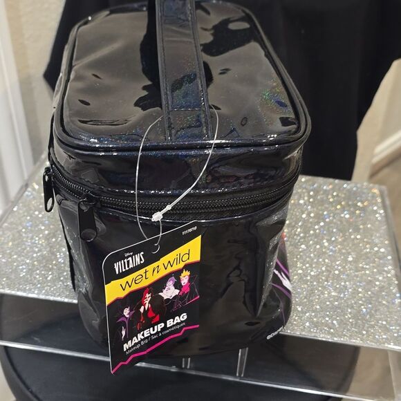 Wet-n-Wild X Disney Villains Fairedt & Fiersest Cosmetic Case - Picture 10 of 13